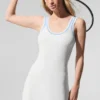 Vestito in maglia stile maglione Tennis Club - Bianco/Blu conchiglia